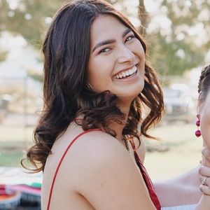 Meet your Posher, Zulema